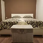 Bed & Breakfast Nika 4*