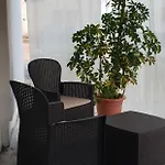 Nika Couette-café Barbat na Rabu